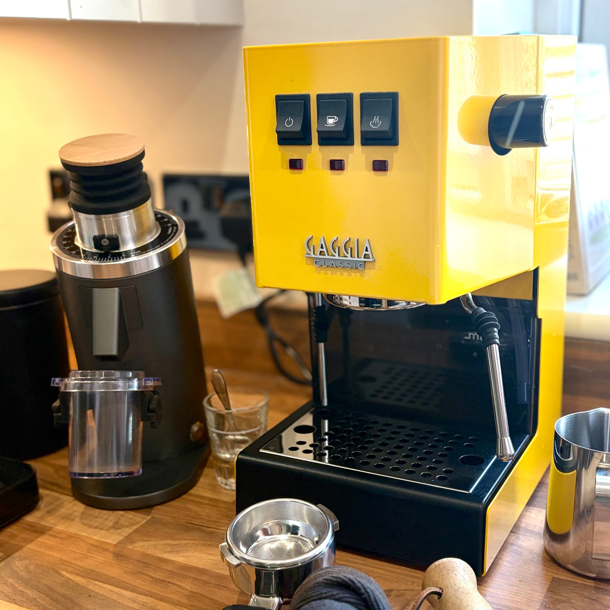 Gaggia E24 Evo Pro &amp; DF54 Grinder Home Coffee Making Bundle